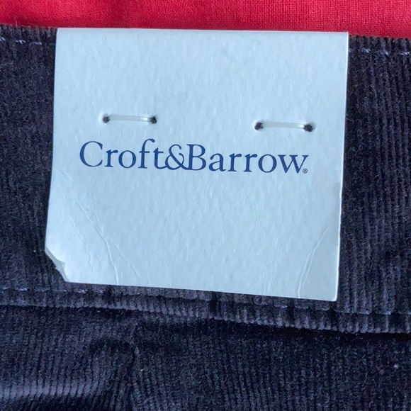 Croft & Barrow grey button skirt (brand new) - Picture 8 of 10